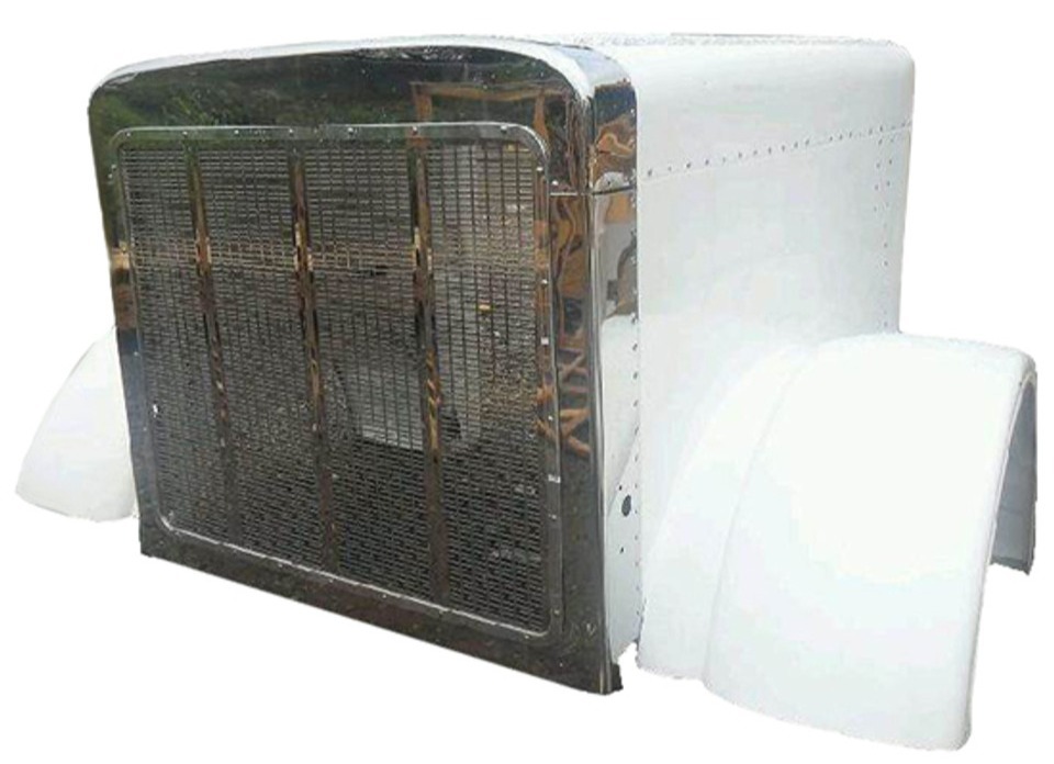 68inch-centerline-127bbc-peterbilt379-hood.jpg