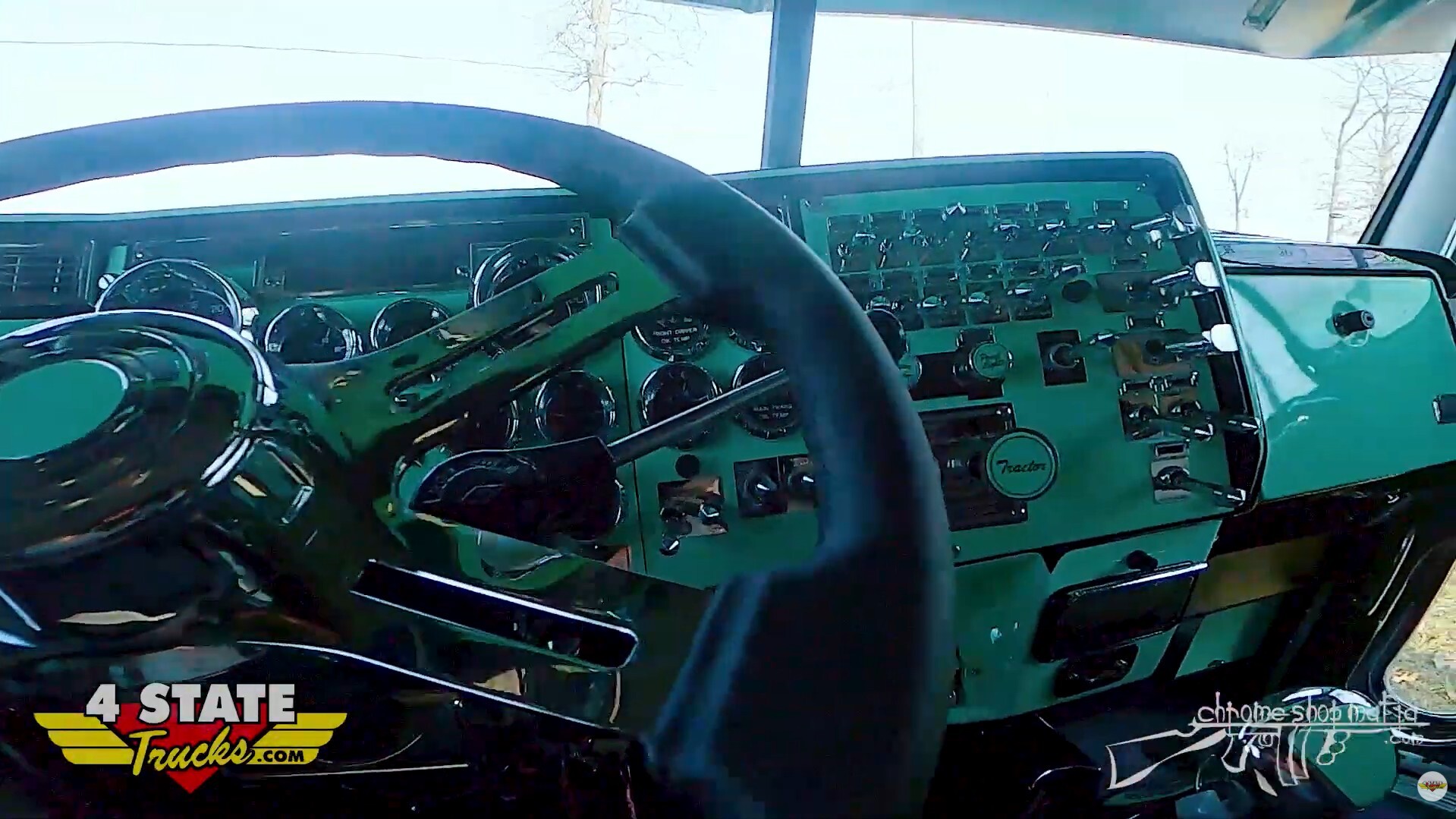 Green and Chorme Poppin - Bonner Farms Two Tone Green - Bonner Farms Interior Dash