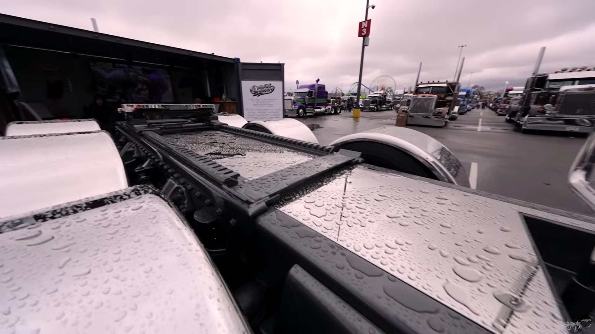 Haul of Fame - Outta the Ordinary - 12 deck plate