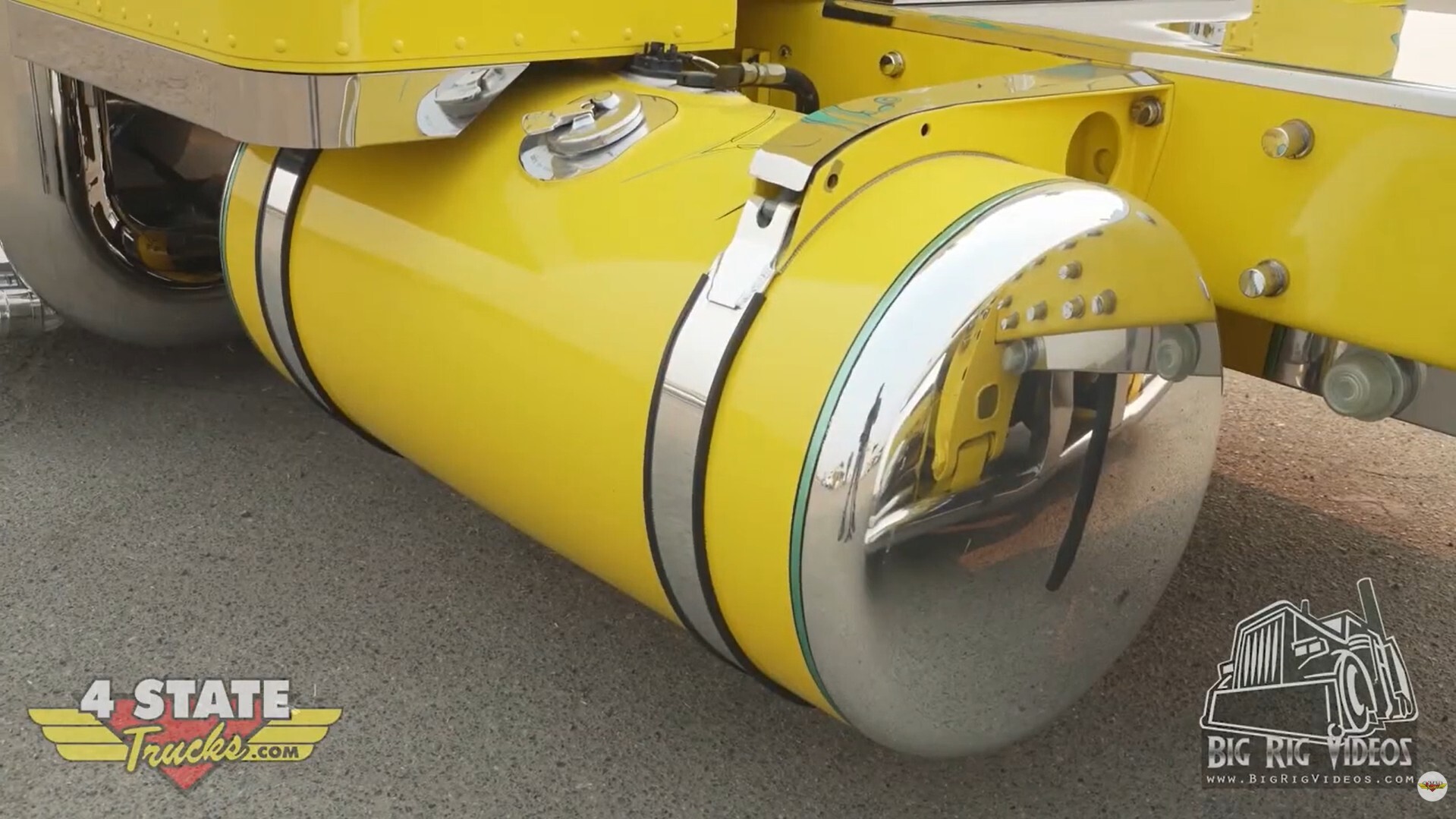 Haul of Fame - Lucky 13 - Needle Nose Pete Fuel Tank