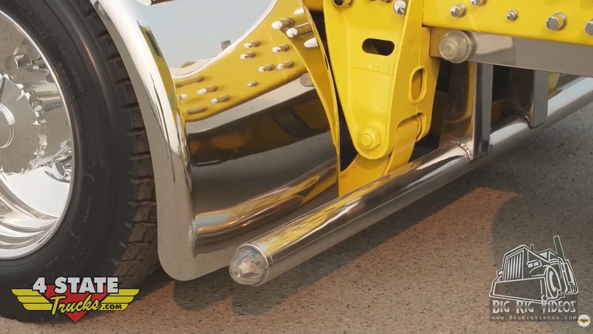 Haul of Fame - Lucky 13 - Needle Nose Pete Hogebuilt Fenders and T Bar