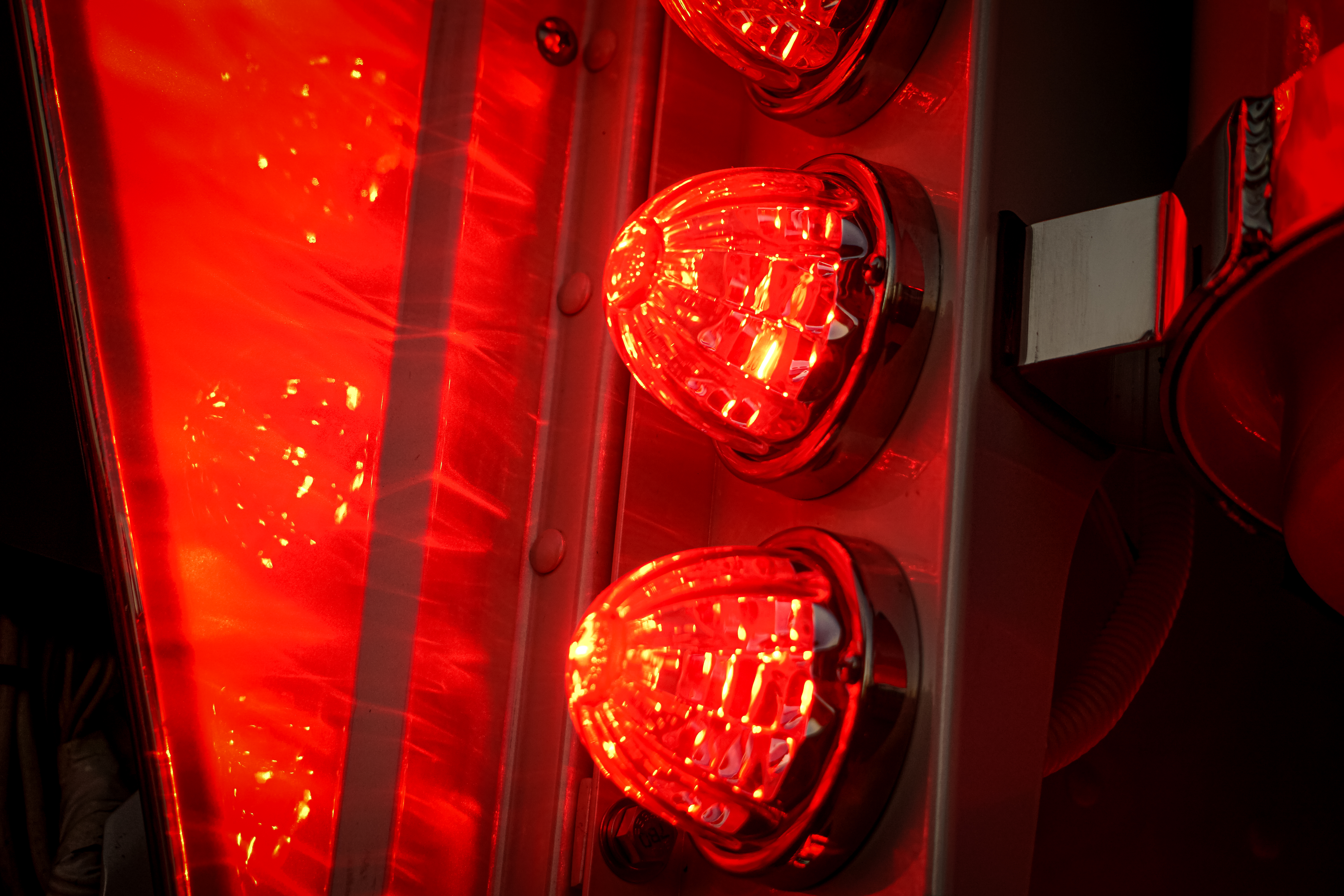 red watermelon lights on a cleaner panel for Mie & Sons Mooving Violation